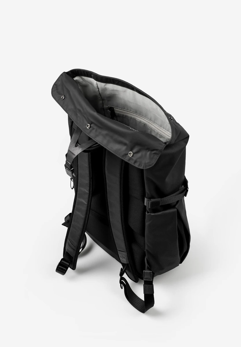 aunts & uncles Tokachi RE Black Tasche, Rückansicht, bei Bag-Age Berlin kaufen