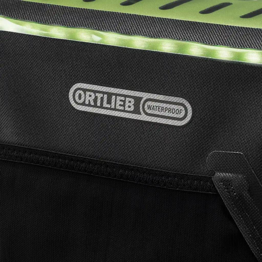 ORTLIEB E-Glow Black Lenkertasche, Detailansicht, bei Bag-Age