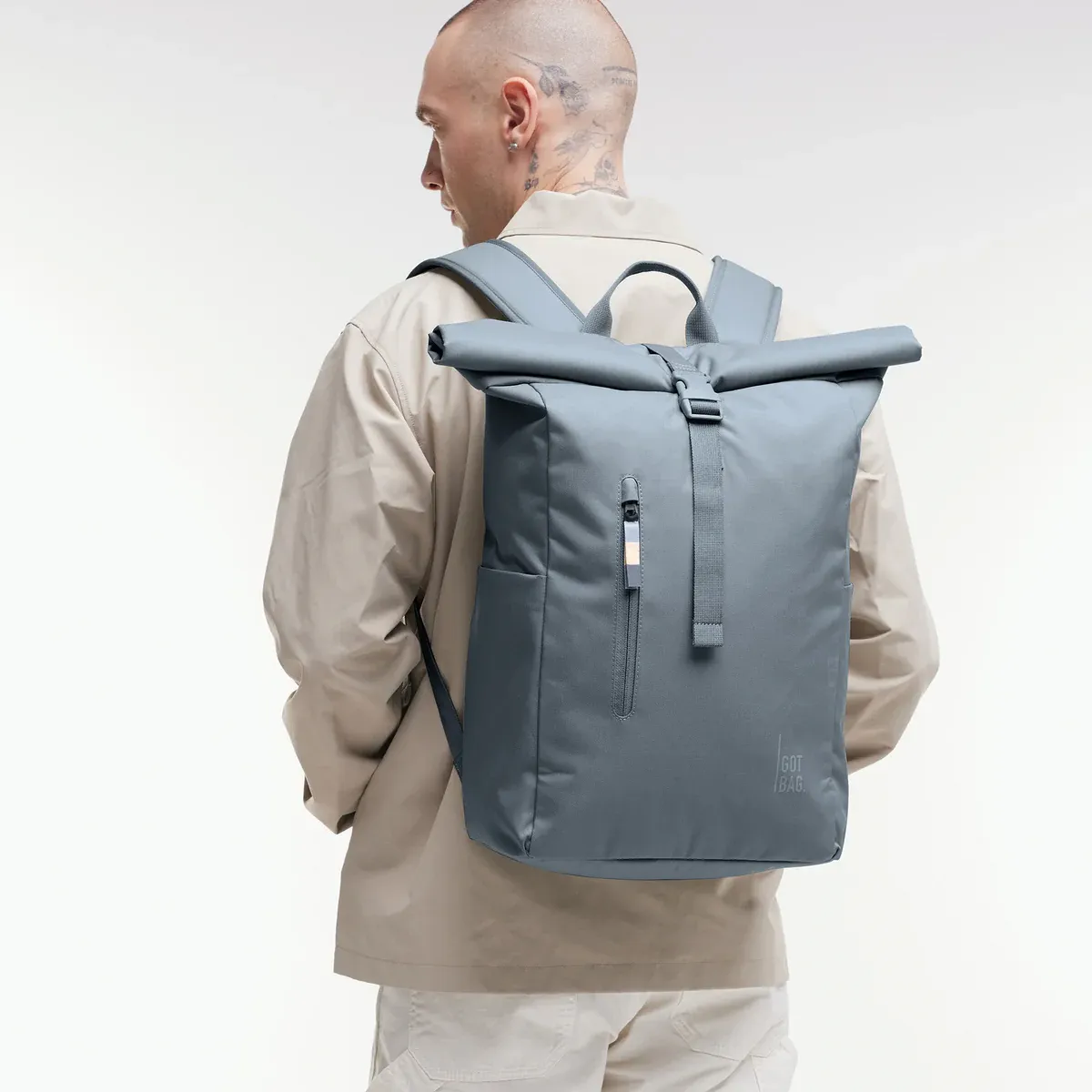 GOT BAG Rolltop Easy Marlin Monochrome – Lifestyle-Foto 1 | nachhaltig | Bag-Age