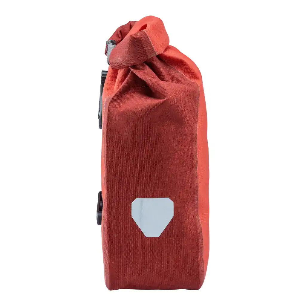ORTLIEB Fork-Pack Dark Chili Bike Fork Bag, Seitenansicht, bei Bag-Age