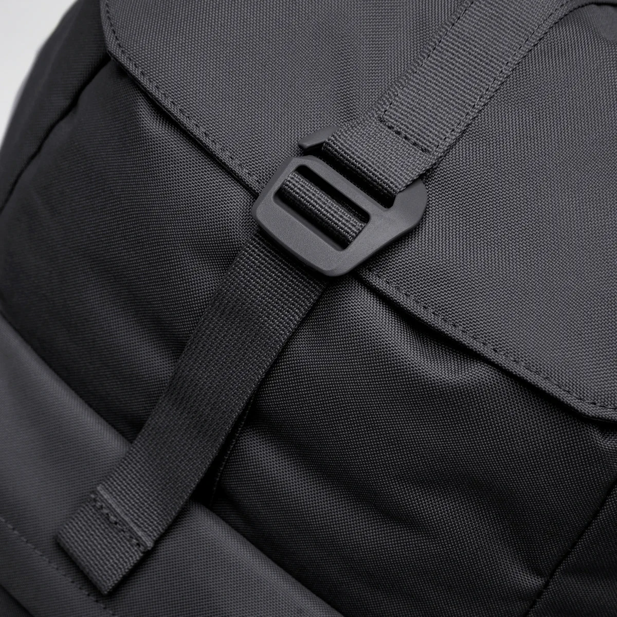 GOT BAG Flap Pack Black – Detailansicht 3 | nachhaltig | Bag-Age