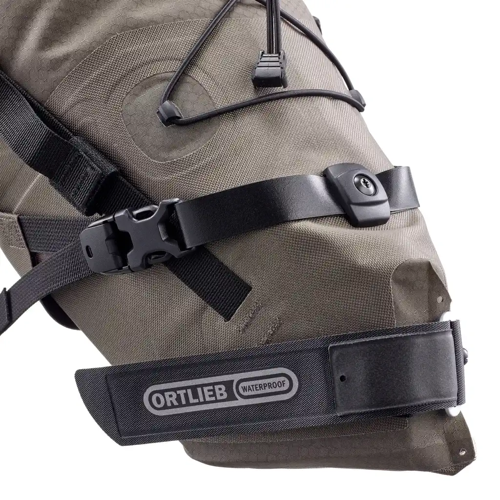 ORTLIEB Seat-Pack Dark Sand Satteltasche, Detailansicht, bei Bag-Age