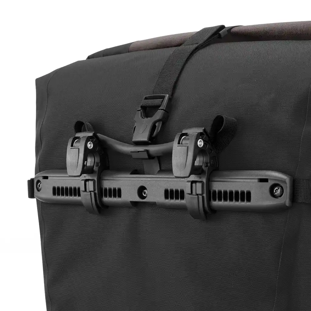 ORTLIEB Back-Roller XL Granite Fahrradtasche, Rückansicht, bei Bag-Age