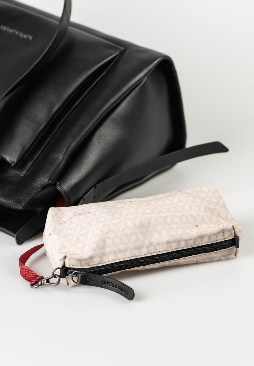 aunts & uncles Dawn Jet Black Tasche, Produktbild, bei Bag-Age Berlin kaufen