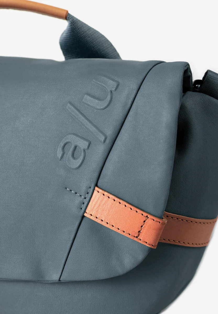 aunts & uncles Kazo Cosmic Void Tasche, Produktbild, bei Bag-Age Berlin kaufen