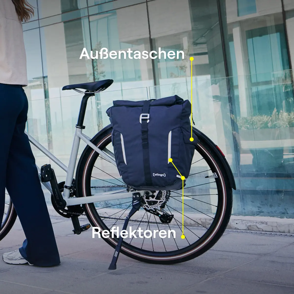 otinga Guard schwarz für Radtouren & Wanderungen - mit Laptopfach, Fair-Trade-zertifiziert, bei Bag-Age Berlin.