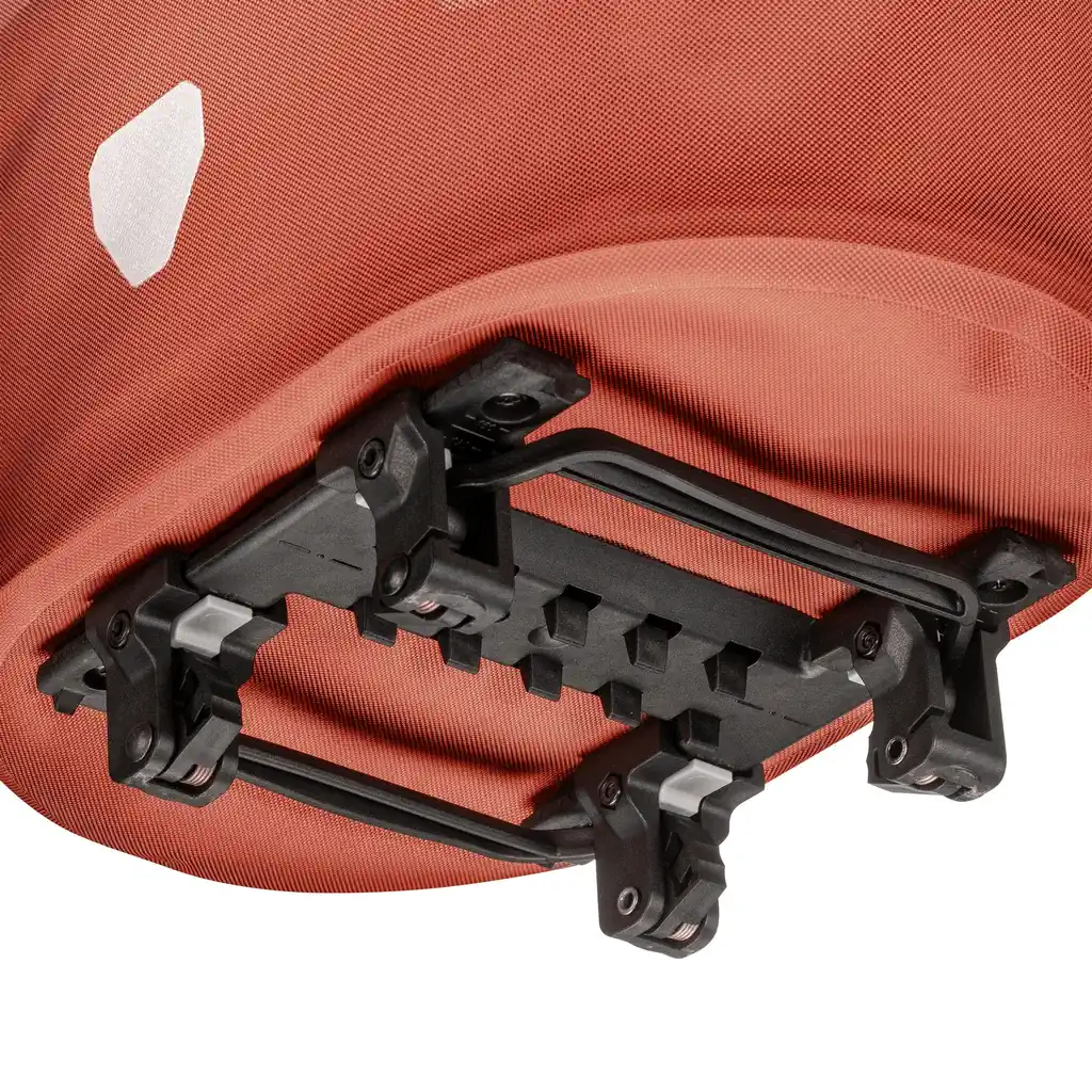 ORTLIEB Up-Town Rack Rooibos Rack-Top Basket, Detailansicht, bei Bag-Age