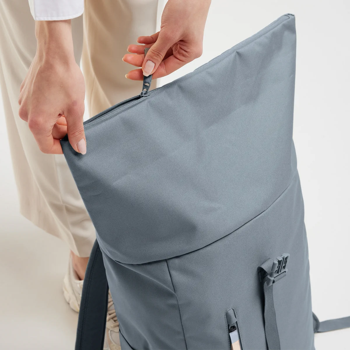 GOT BAG Rolltop Easy Marlin Monochrome – Detailansicht | nachhaltig | Bag-Age