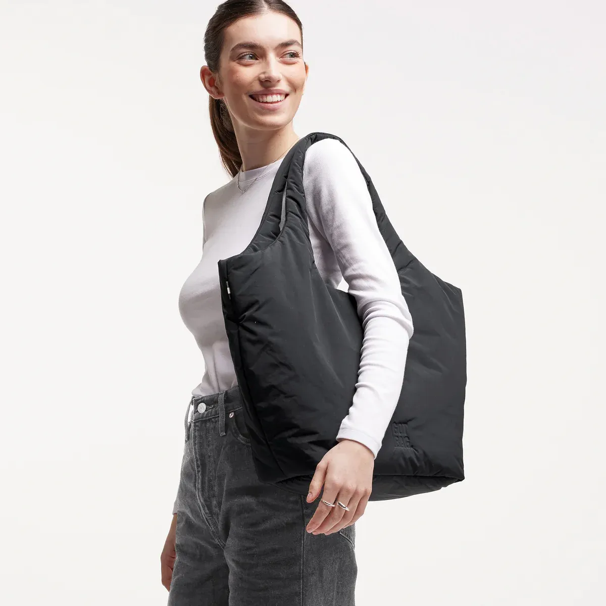 GOT BAG Cloud Tote Bag Black Monochrome – Lifestyle-Foto 1 | nachhaltig | Bag-Age