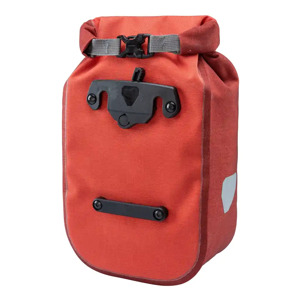 ORTLIEB Fork-Pack Dark Chili Bike Fork Bag, Rückansicht, bei Bag-Age