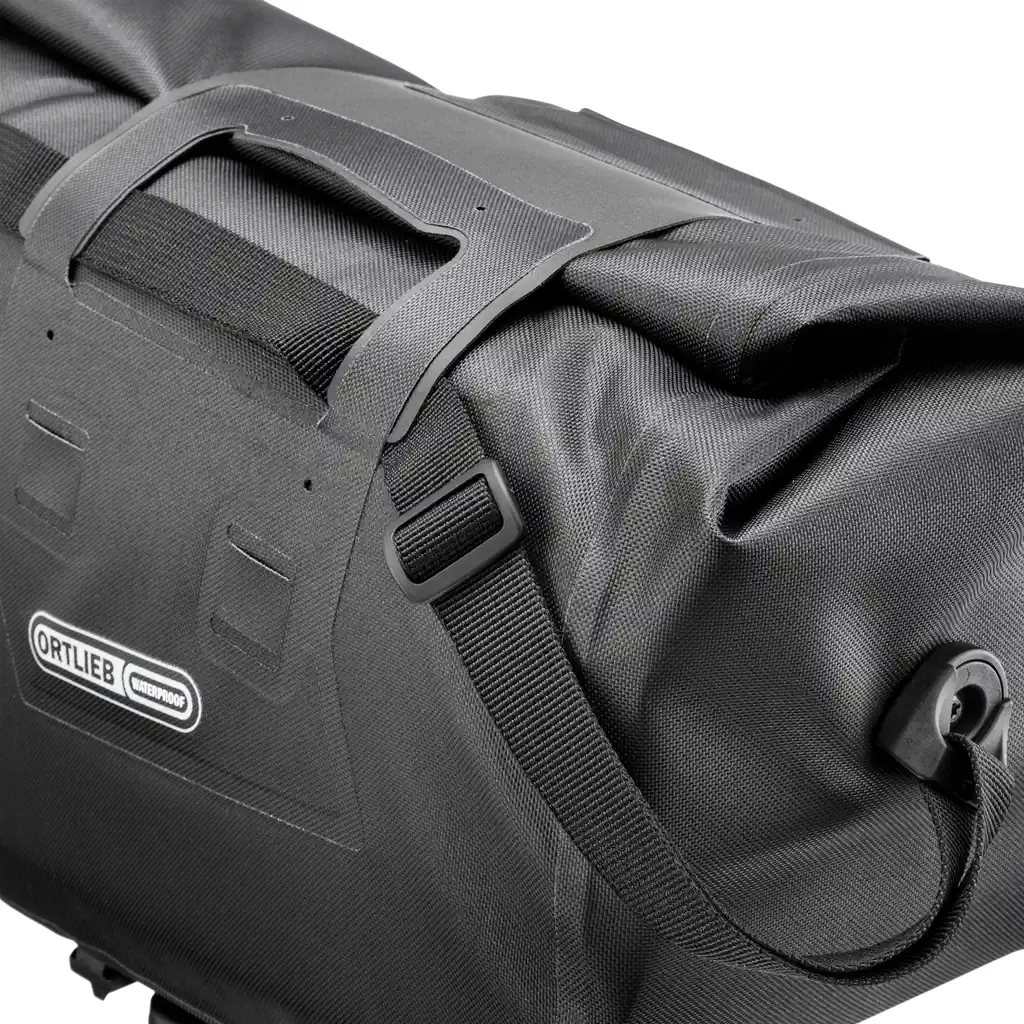 ORTLIEB Trunk-Bag RC Black Rack-Top Bag, Detailansicht, bei Bag-Age