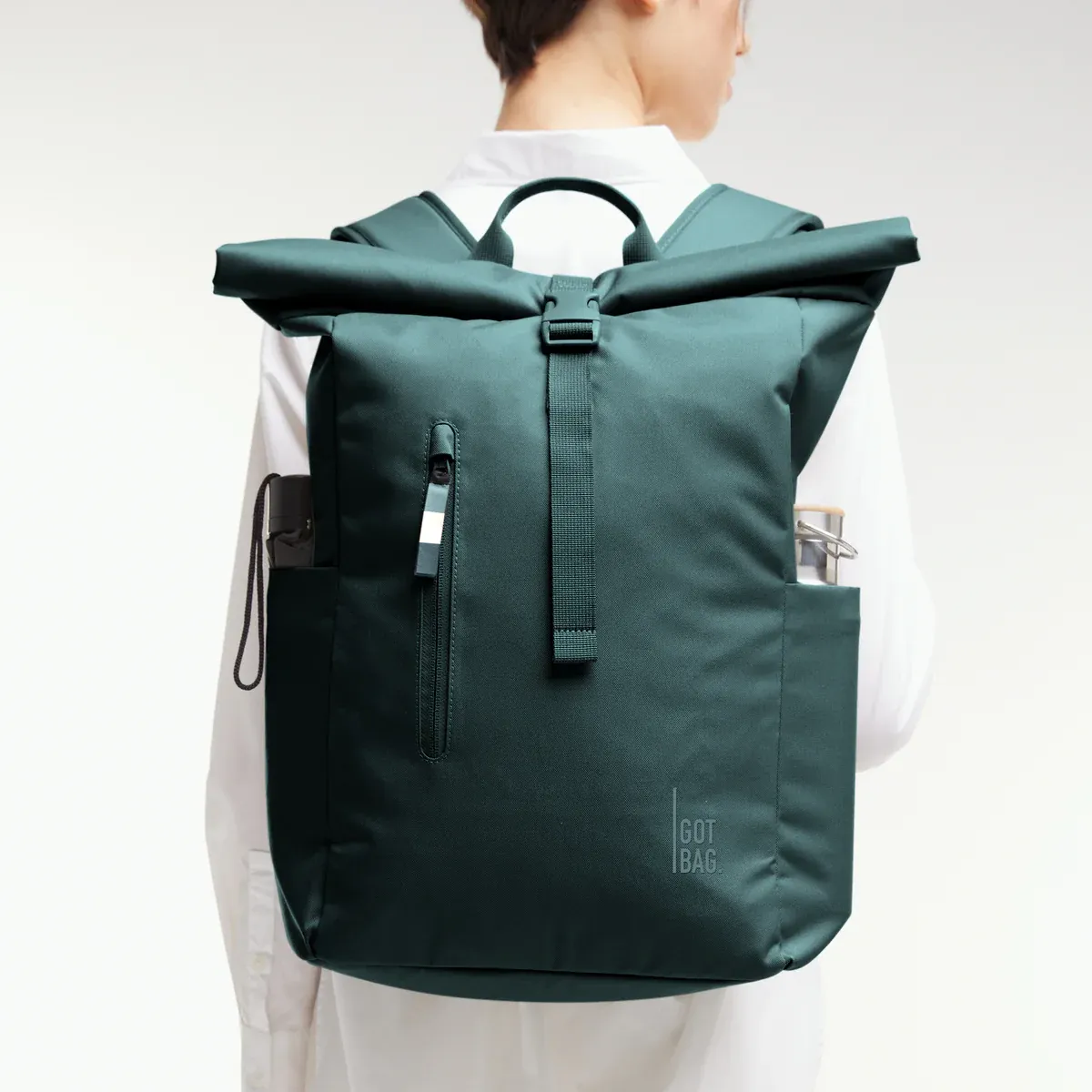 GOT BAG Rolltop Easy Sea Teal Monochrome – Lifestyle-Foto 1 | nachhaltig | Bag-Age