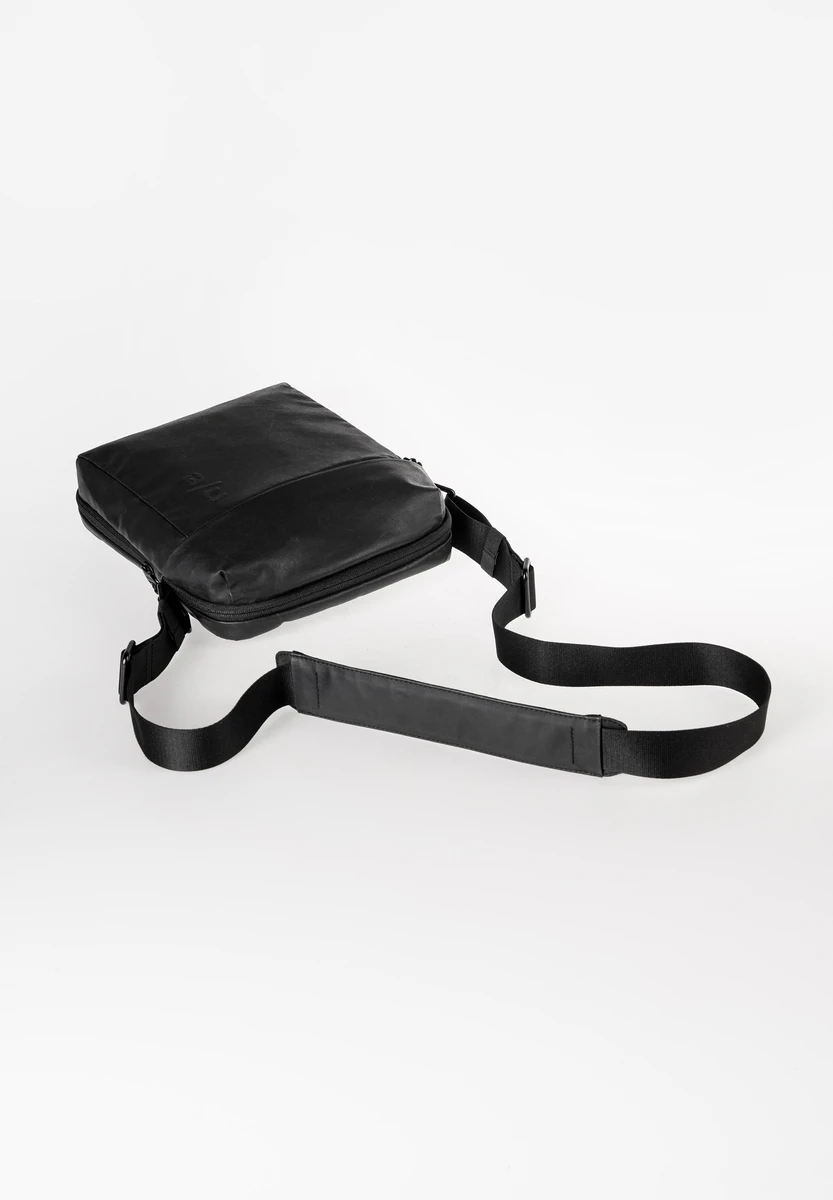 aunts & uncles Oyabe RE Black Tasche, Produktbild, bei Bag-Age Berlin kaufen