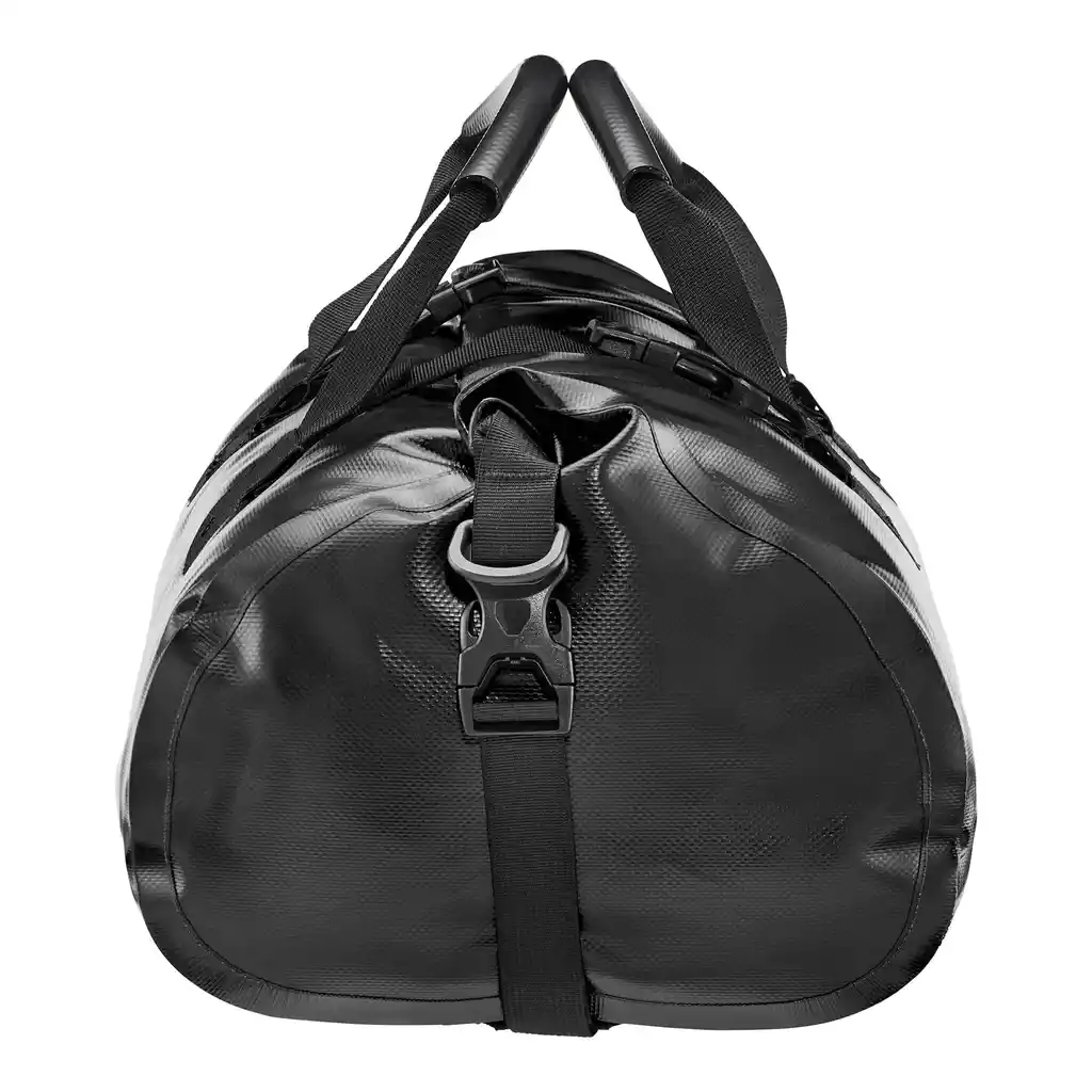 ORTLIEB Rack-Pack Black Travel Duffel / Rack-Pack, Seitenansicht, bei Bag-Age