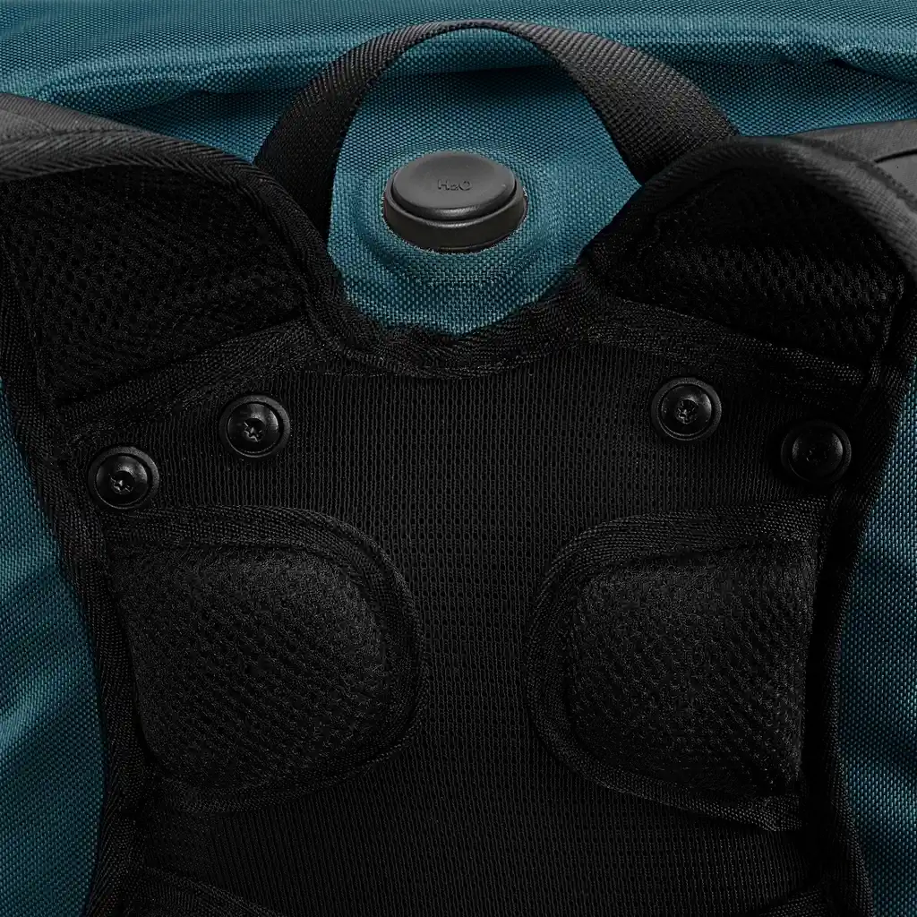 ORTLIEB Packman Petrol Rucksack, Detailansicht, bei Bag-Age